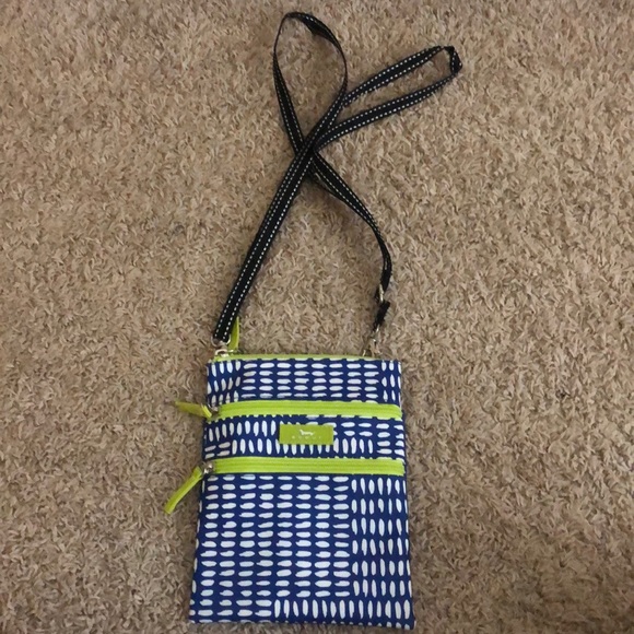Scout Purse - Picture 1 of 3